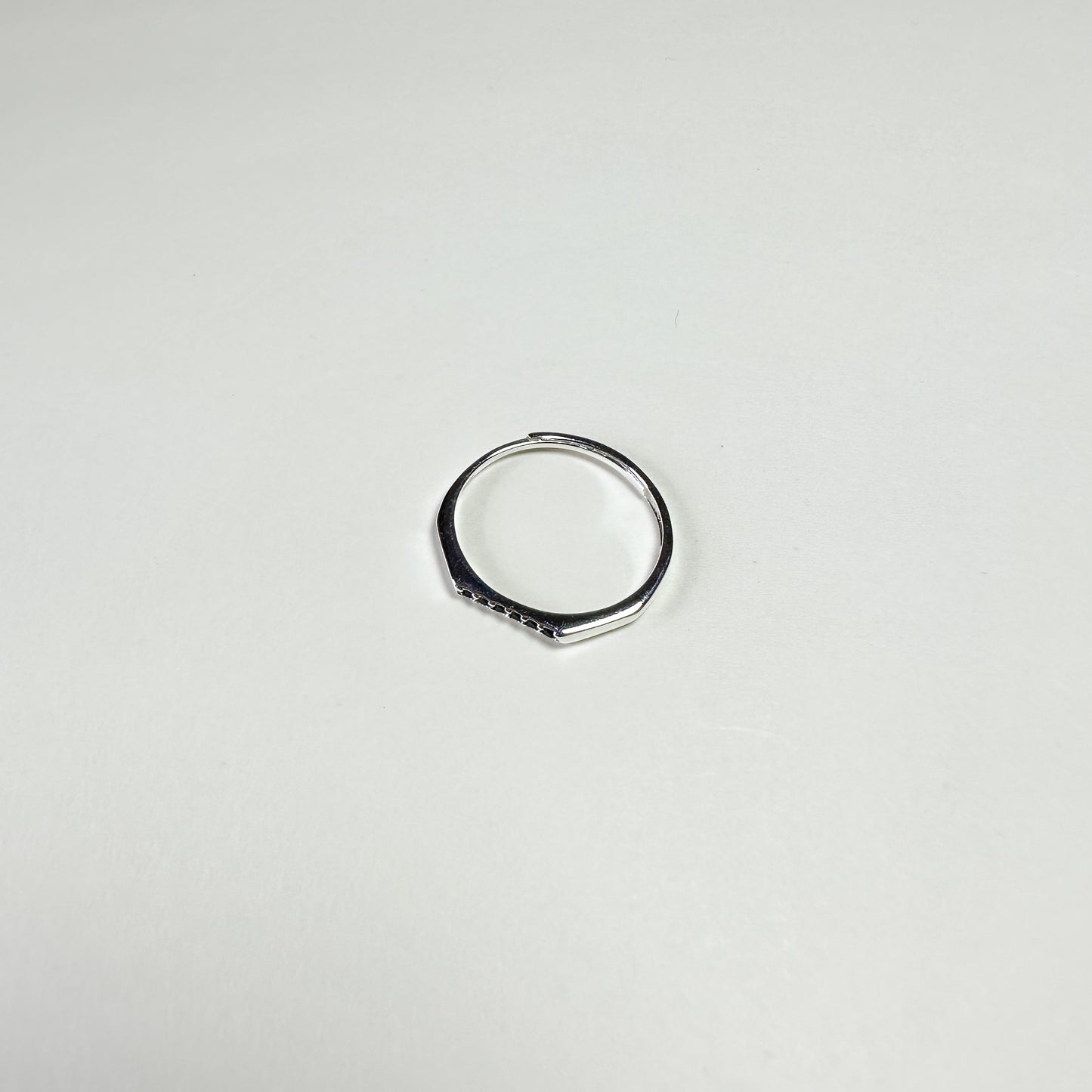 Lil Onyx Line Open Ring