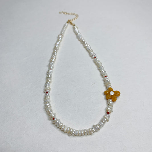 Summer Pearl Floral Necklace