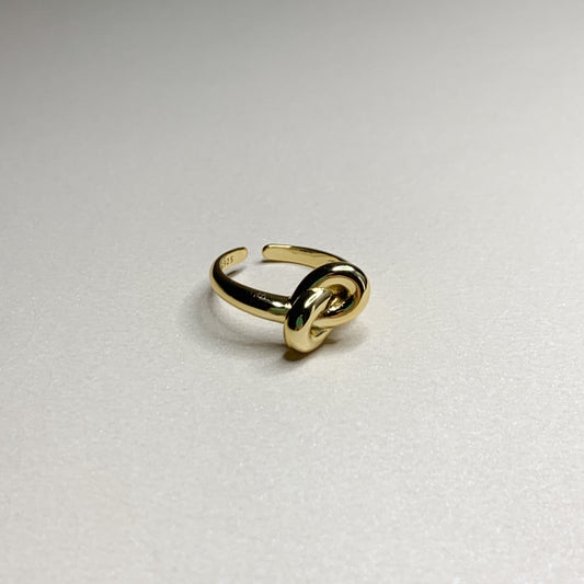 Golden Knot Ring